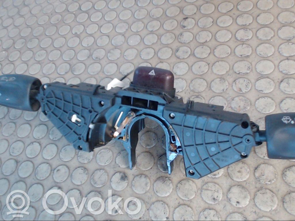 Suuntavilkun vipu   7M0953503F,1101191,7353299,95VW13335ABW