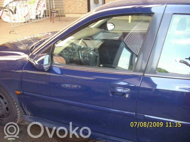 Opel Vectra B Portiera anteriore 