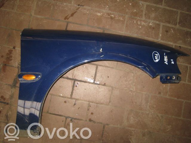 Opel Vectra B Sparnas 