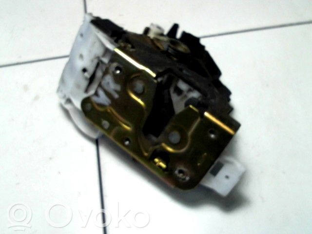 Ford Focus Front door lock 