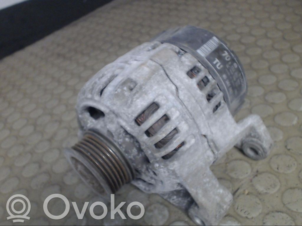Opel Corsa B Ģenerators 
