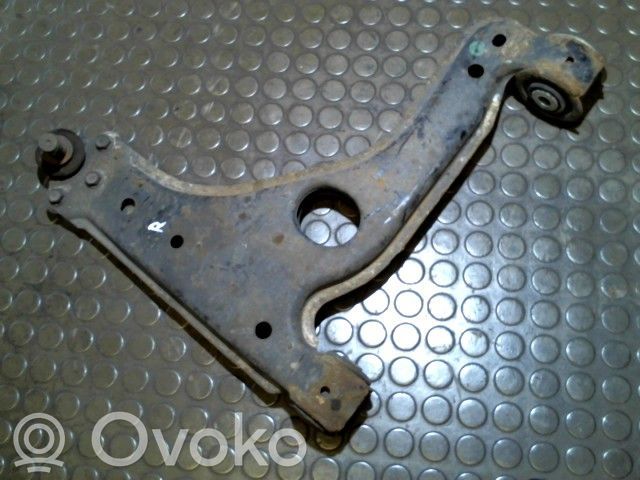 Opel Zafira A Braccio di controllo sospensione anteriore inferiore/braccio oscillante