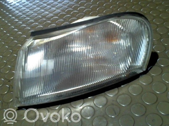 Opel Vectra B Etusuuntavilkku 