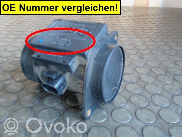 Volkswagen PASSAT B5 Debitmetru aer 