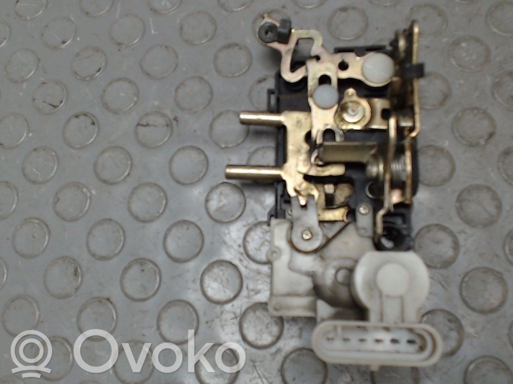 Zamek drzwi przednich   46750111,46519740