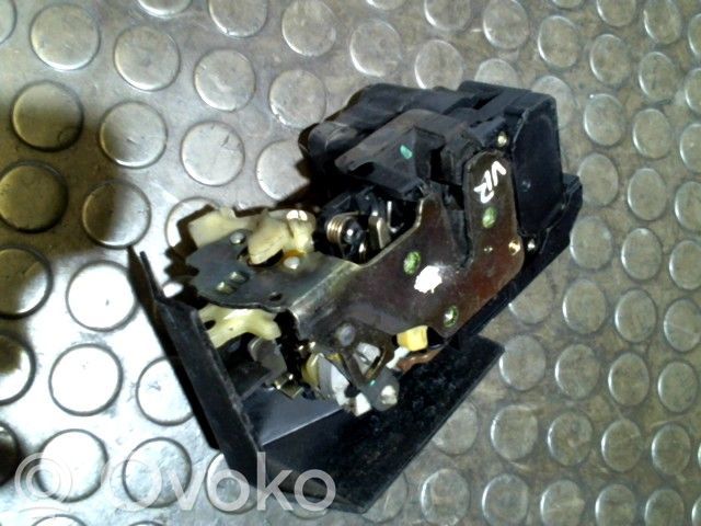 Alfa Romeo 156 Etuoven lukko 