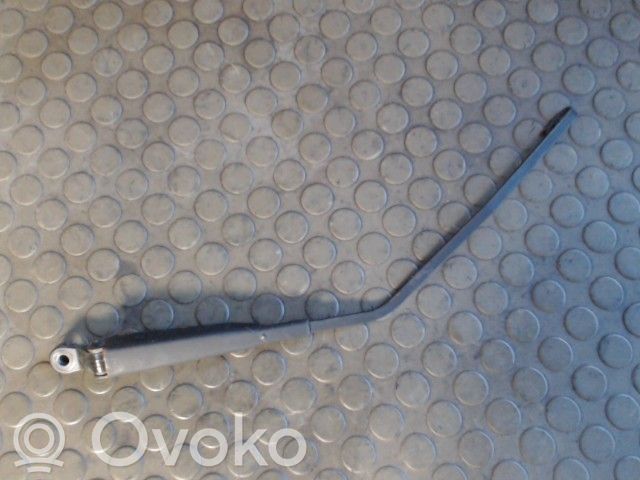 Opel Agila A Brazo del limpiaparabrisas trasero 