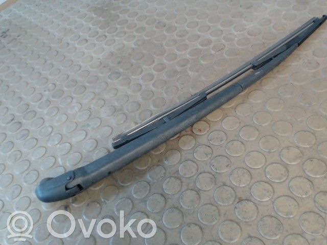 Alfa Romeo 156 Ramię wycieraczki szyby tylnej 