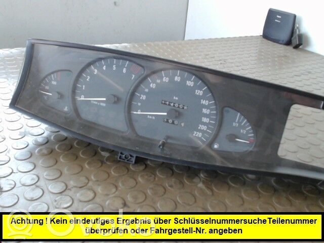 Opel Omega B1 Moldura del panel 
