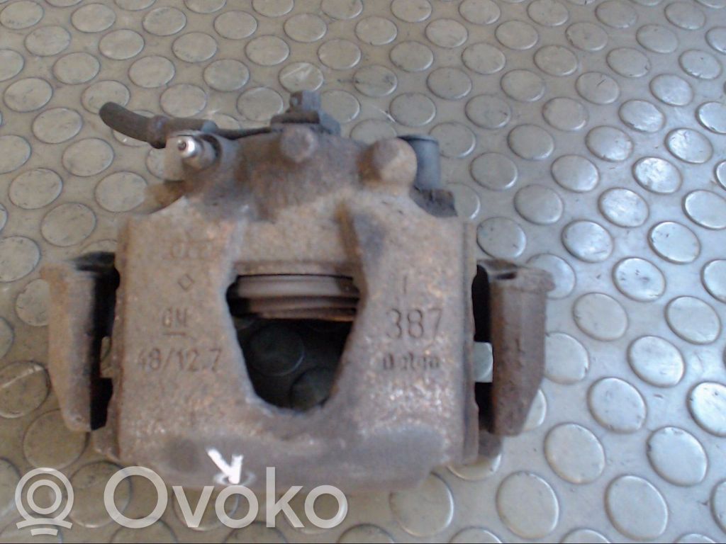 Opel Corsa B Etujarrusatula 