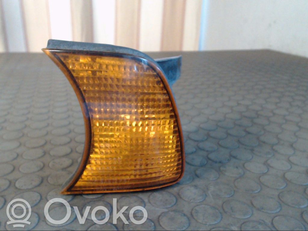 BMW 5 E34 Front indicator light 