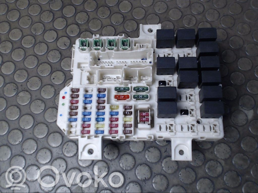 Smart ForFour I Drošinātāju kaste (komplekts) 