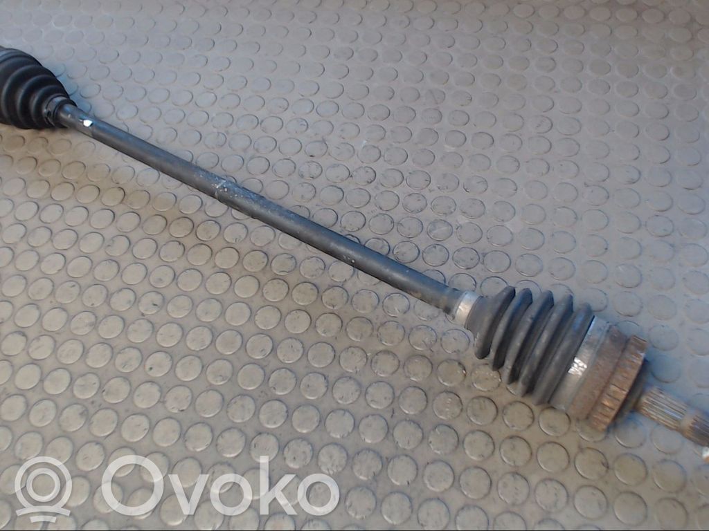 Opel Corsa C Półoś przednia 
