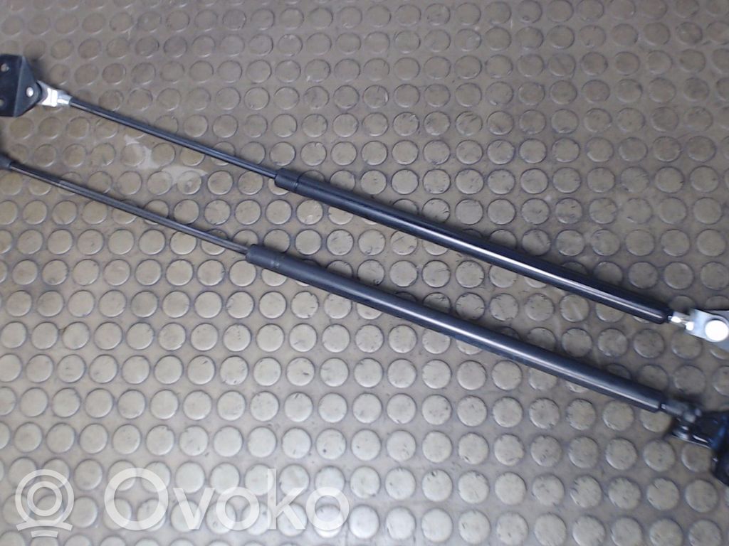 Opel Agila A Tailgate/trunk strut/damper 