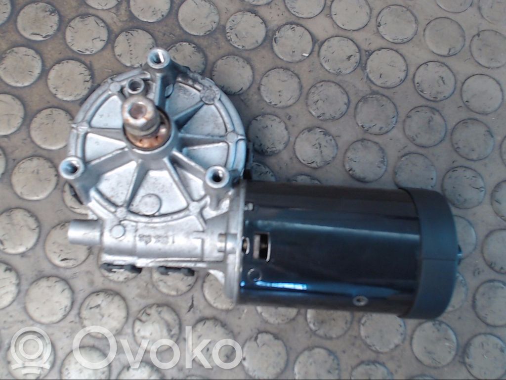 Mercedes-Benz E W210 Motor ștergător 