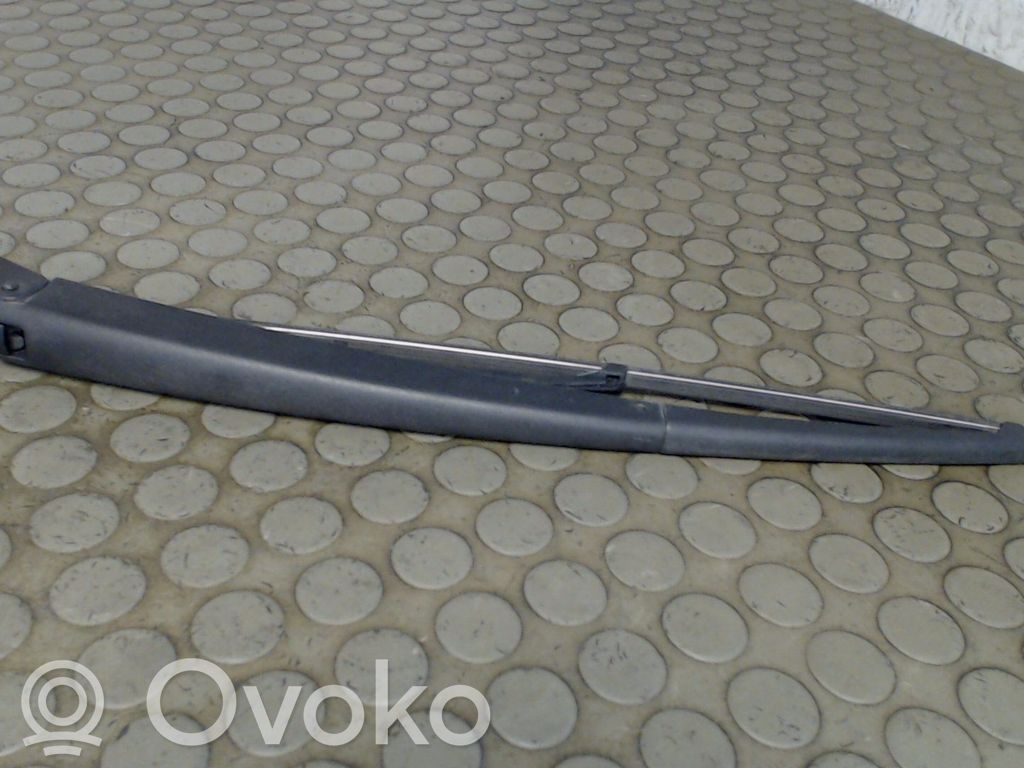 Alfa Romeo 159 Galinio stiklo valytuvo kojelė 