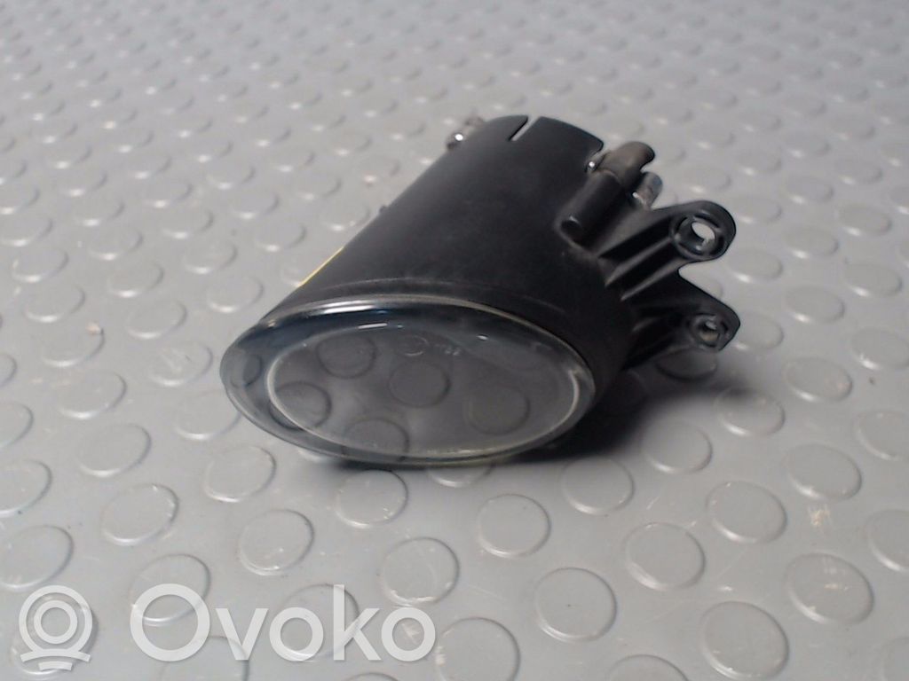 Etusumuvalo   8E0941699B,0305063001,8E0941699,9416998E0