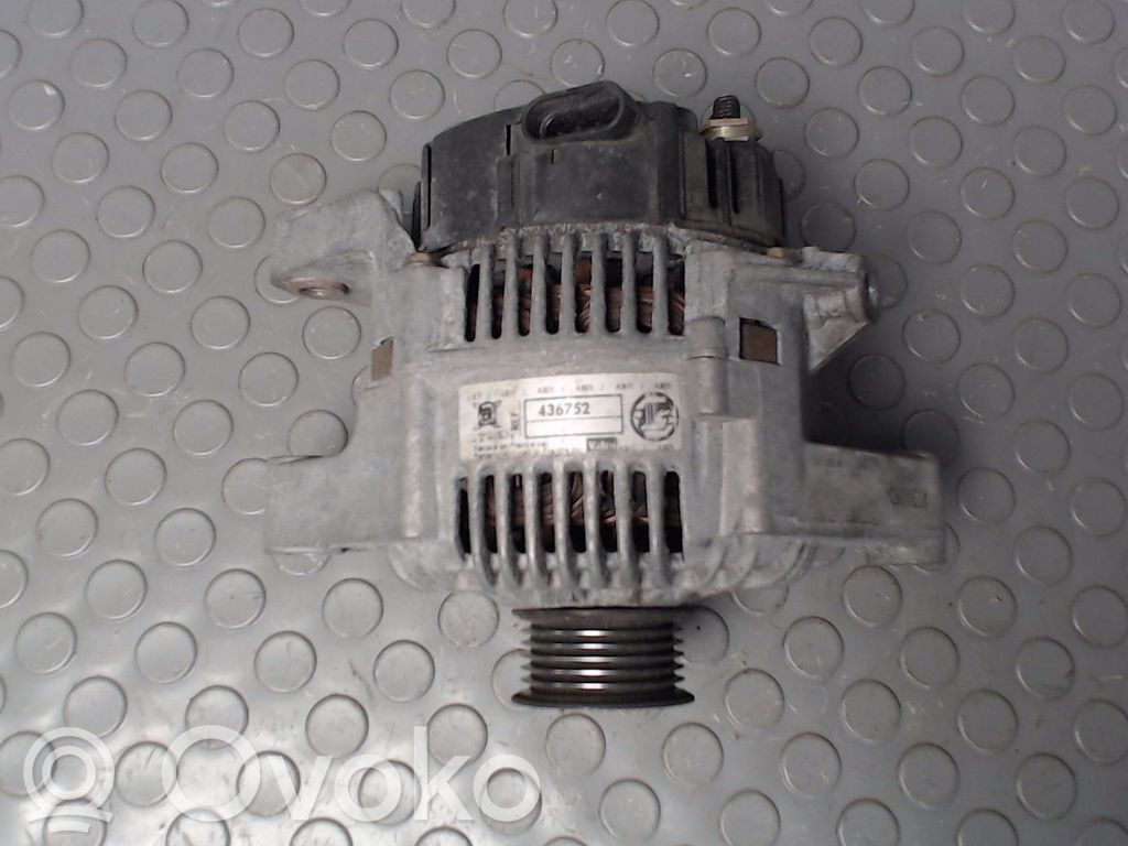 Opel Sintra Ģenerators 
