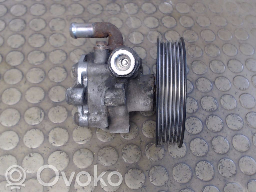Ohjaustehostimen pumppu   2K0422154A,2K0422154A