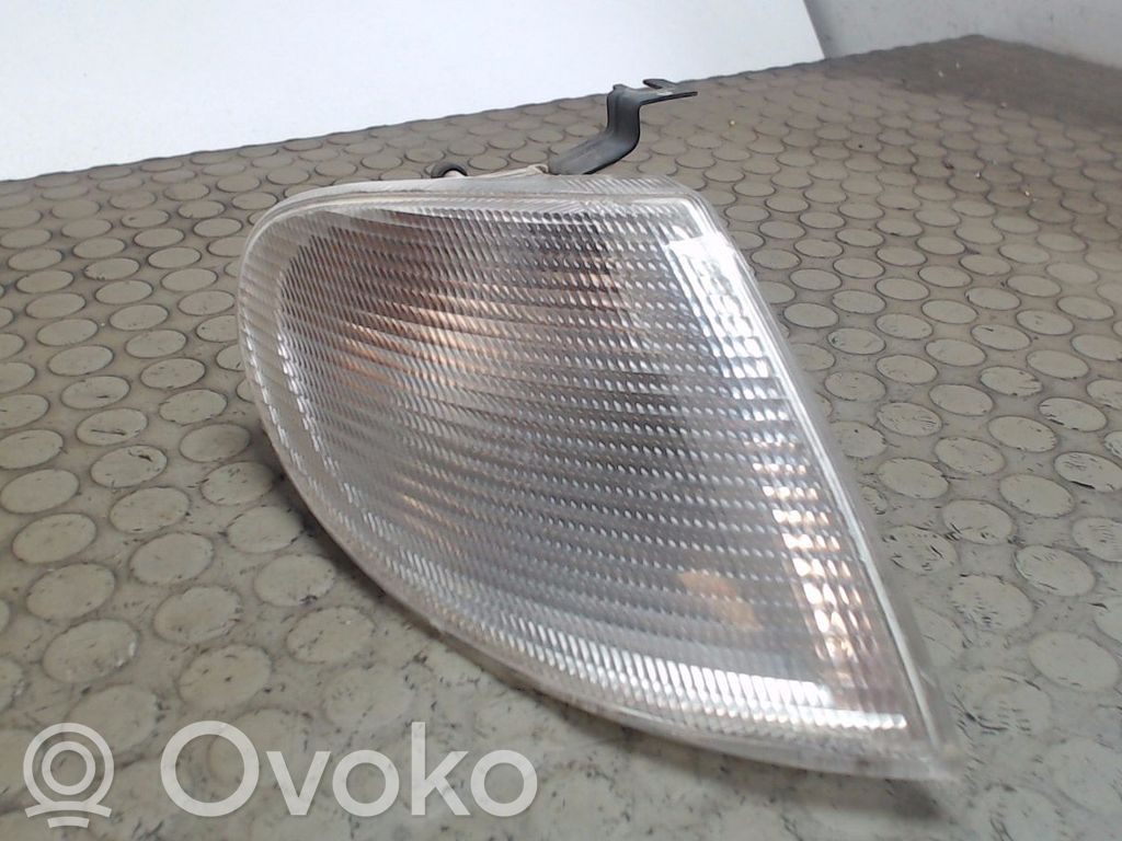 Ford Galaxy Front indicator light 