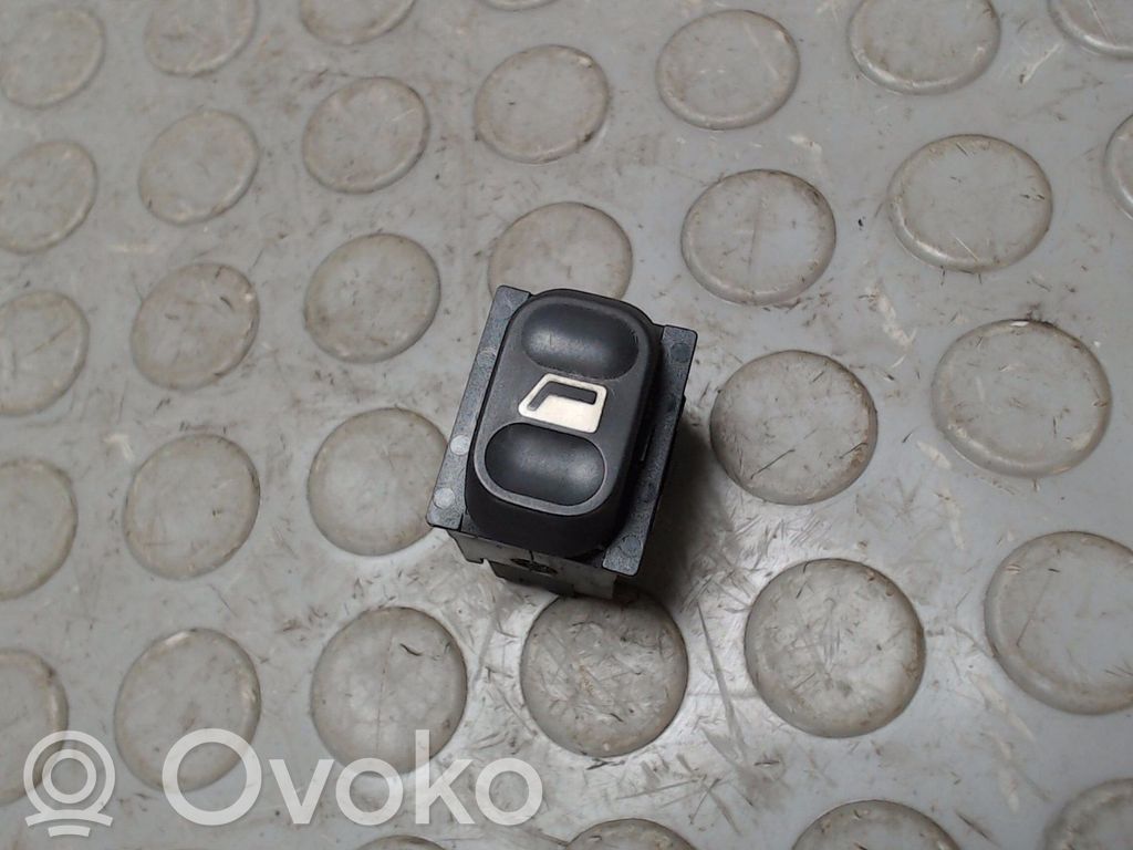 Citroen Xantia Electric window control switch 