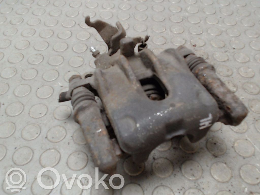 Ford Focus Задний суппорт 