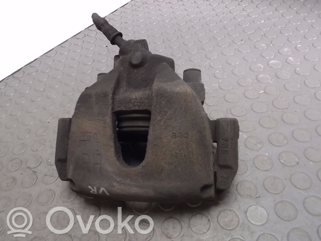 Ford Focus Передний суппорт 