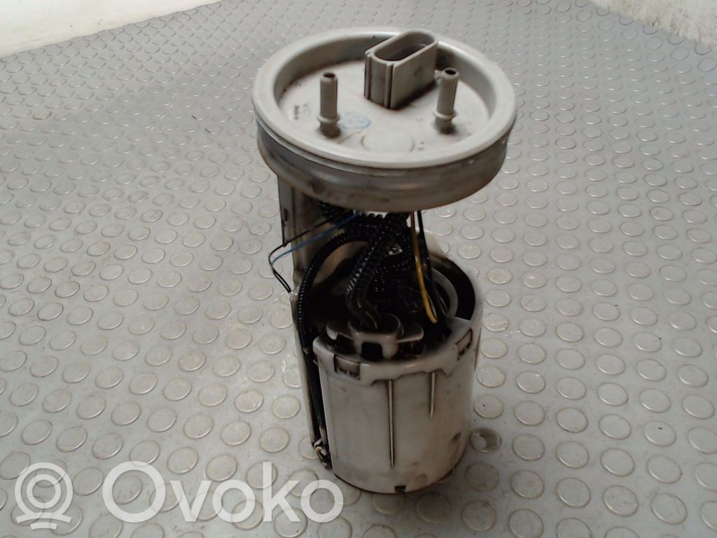 Volkswagen PASSAT B5.5 Pompa carburante immersa 