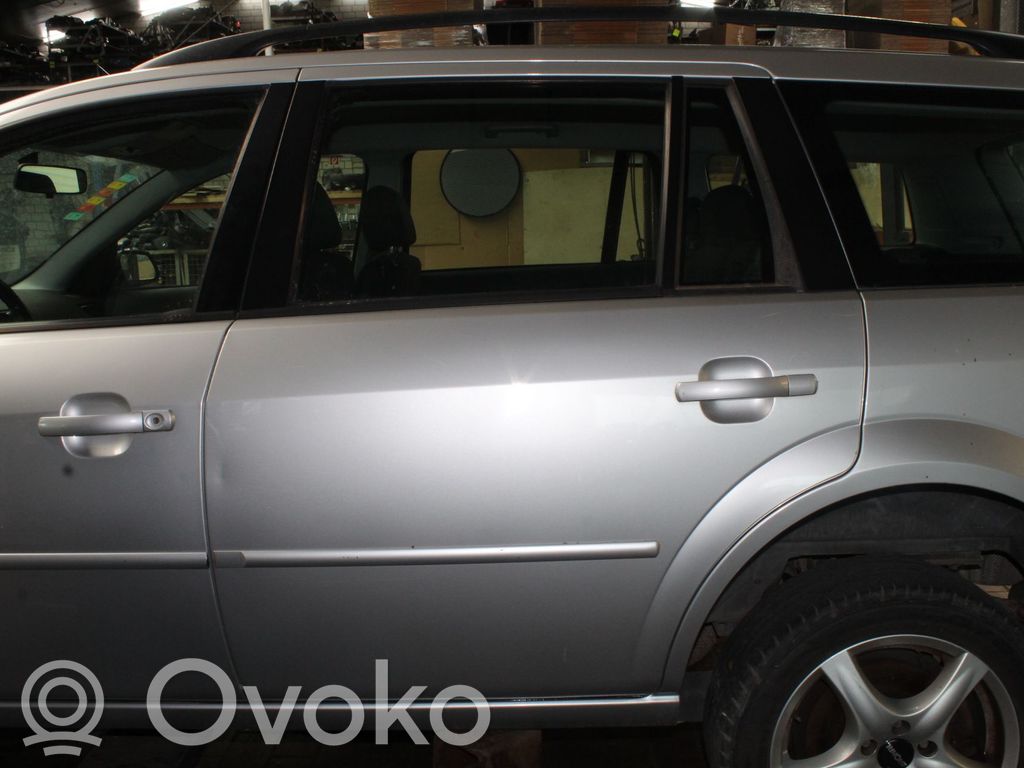 Ford Mondeo Mk III Puerta trasera 