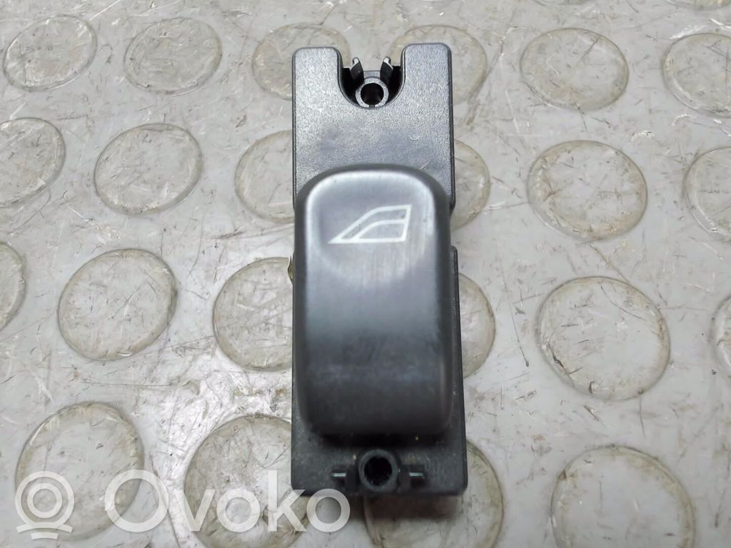 Przyciski szyb   C2S2174,1X4314529AC