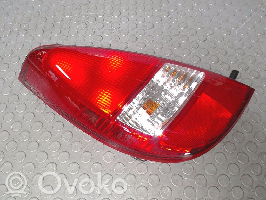 Suzuki Liana Takavalot 