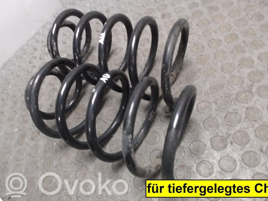 Opel Corsa D Sprężyna tylna 