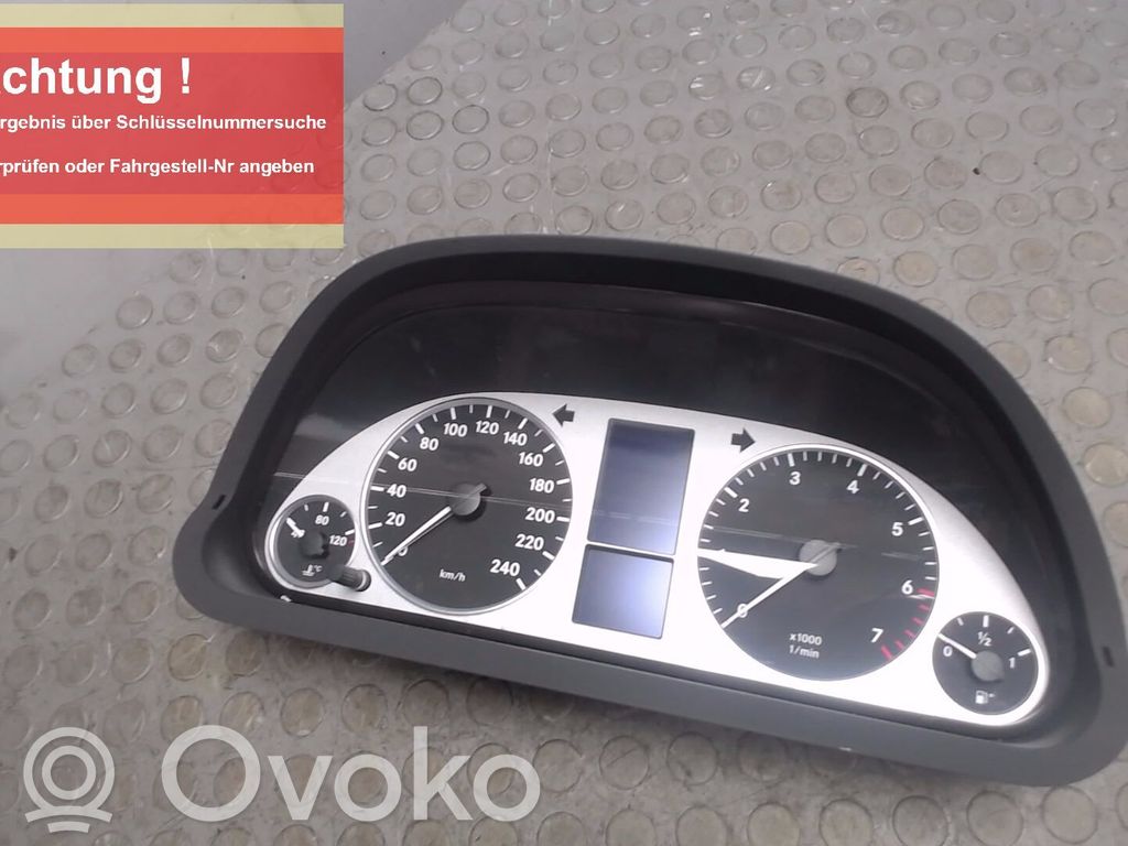 Mercedes-Benz B W245 Cornice cruscotto