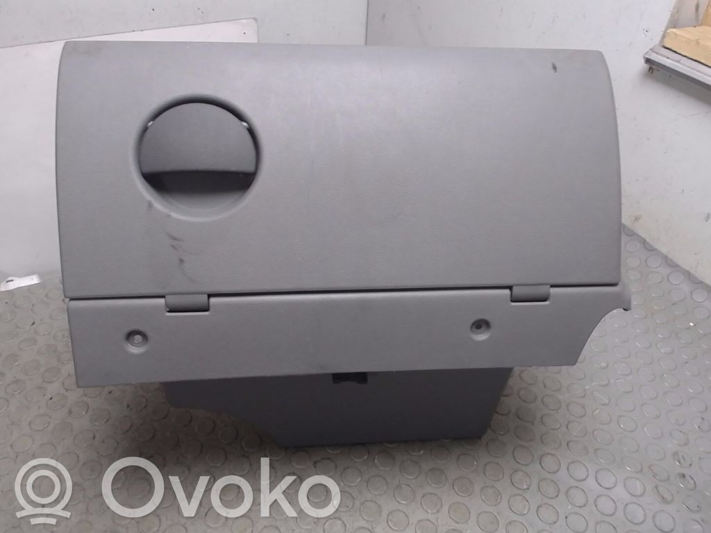 Opel Corsa C Juego guantera 