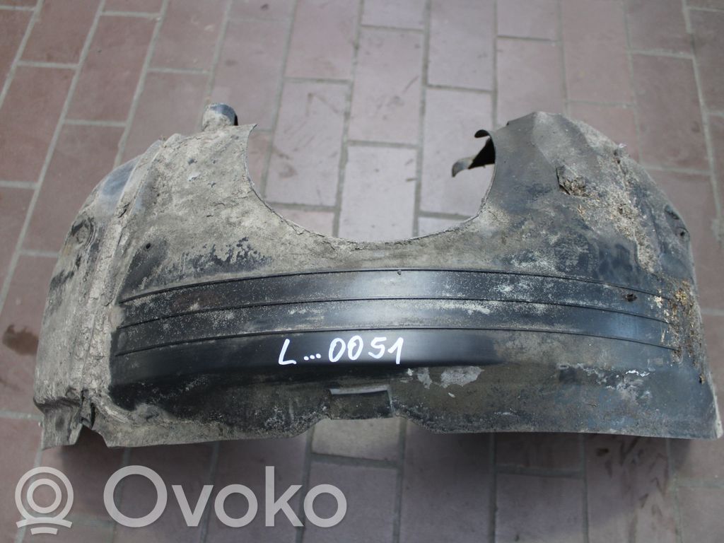 Ford Focus Apakšspārns 