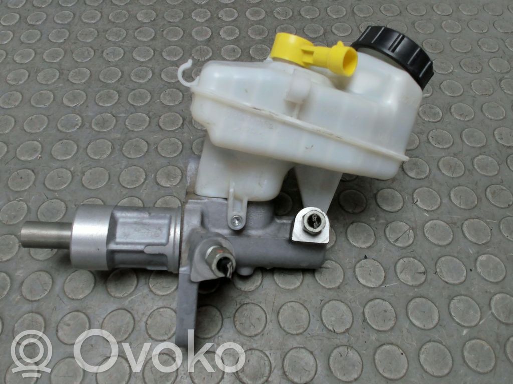 Opel Astra J Cilindro del sistema frenante 