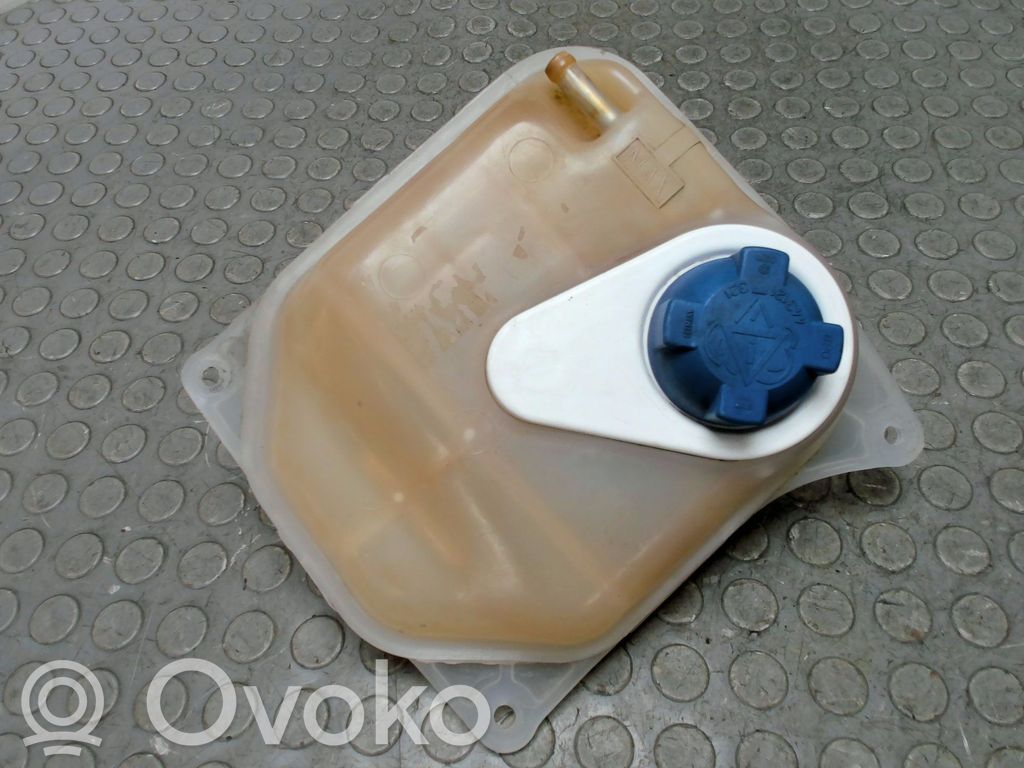 Aušinimo skysčio išsiplėtimo bakelis   4A0121403,NICHTZUTREFFEND