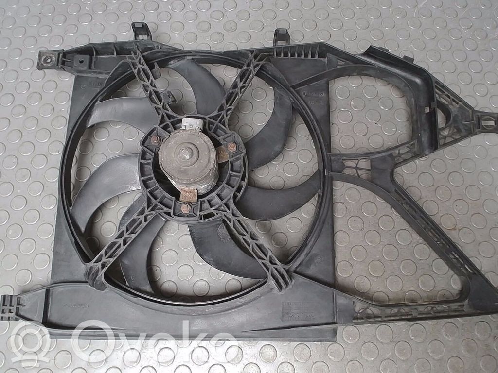 Opel Corsa C Elektrisks radiatoru ventilators 