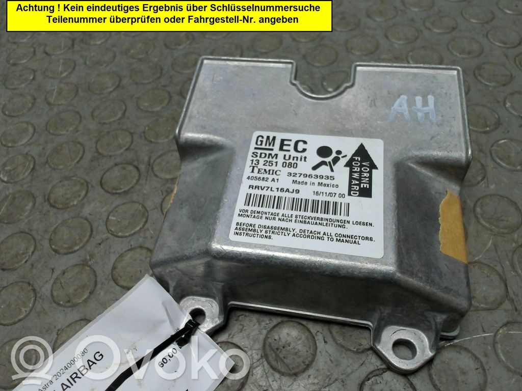 Opel Astra H Airbag control unit/module 