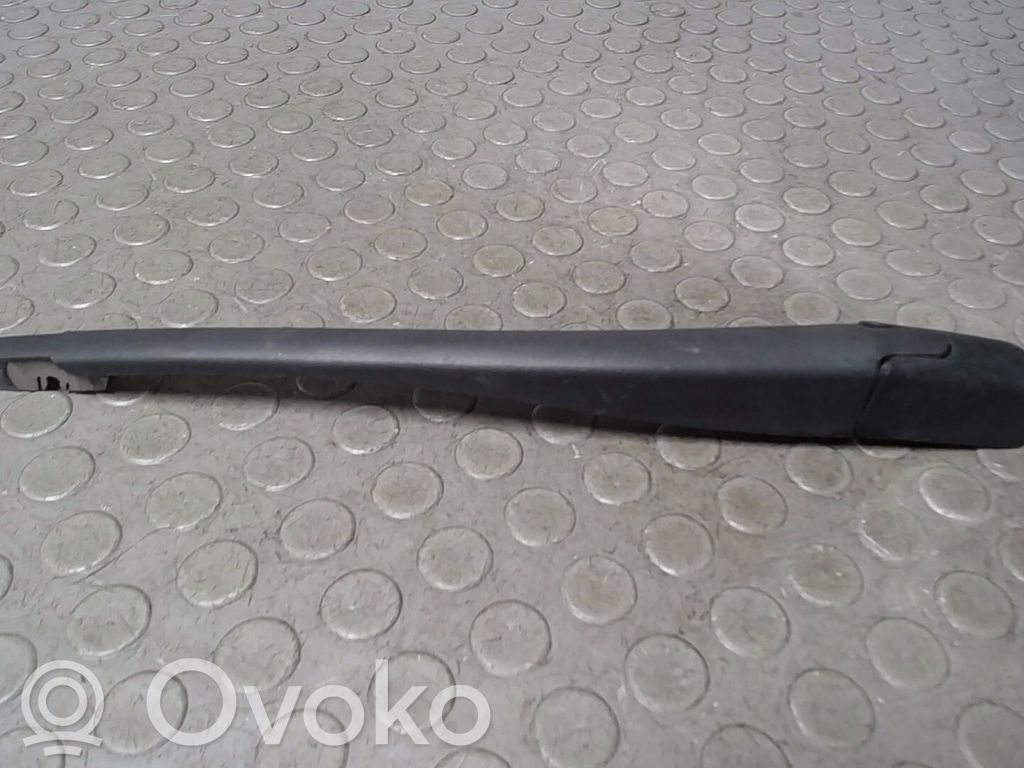 Peugeot 206 Ramię wycieraczki szyby tylnej