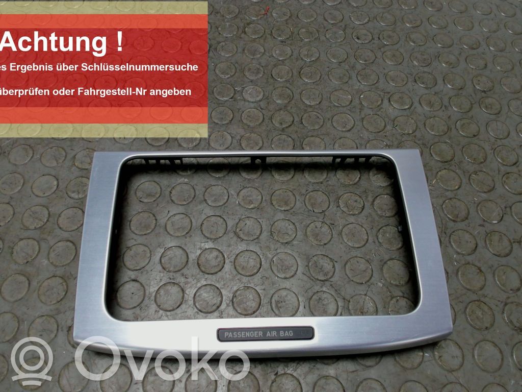Volkswagen PASSAT B6 Panel / Radioodtwarzacz CD/DVD/GPS 