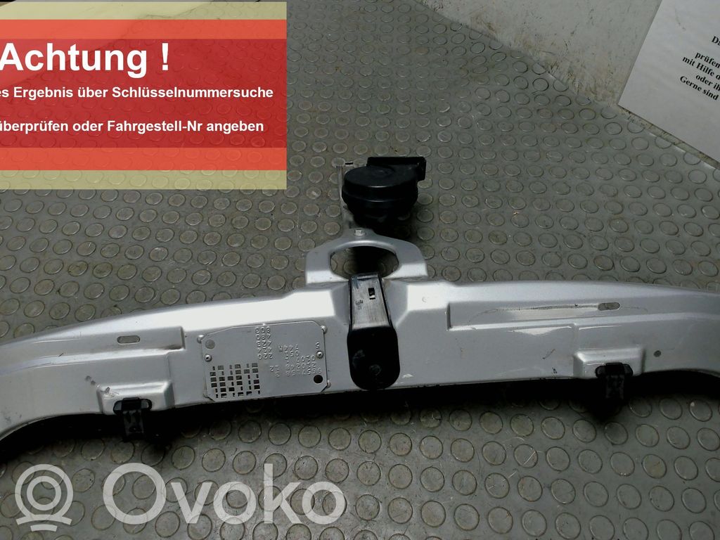 Mercedes-Benz E W210 Panel mocowania chłodnicy / góra 