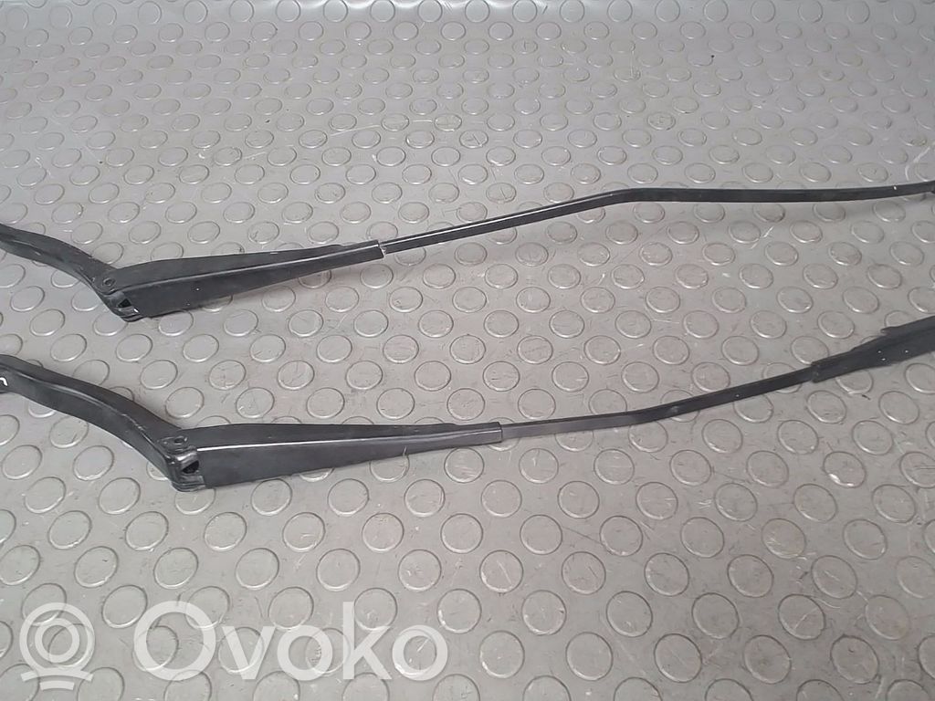 Opel Corsa D Ramię wycieraczki szyby przedniej / czołowej 