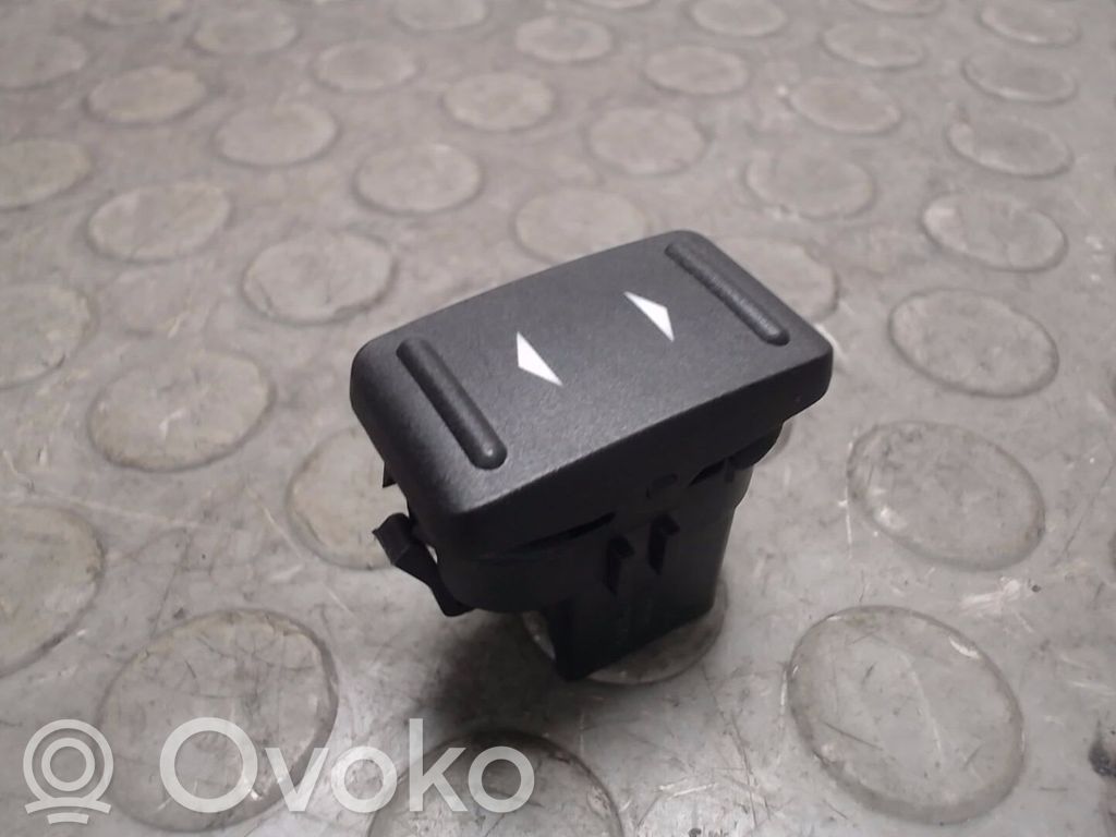 Ford Focus Electric window control switch 
