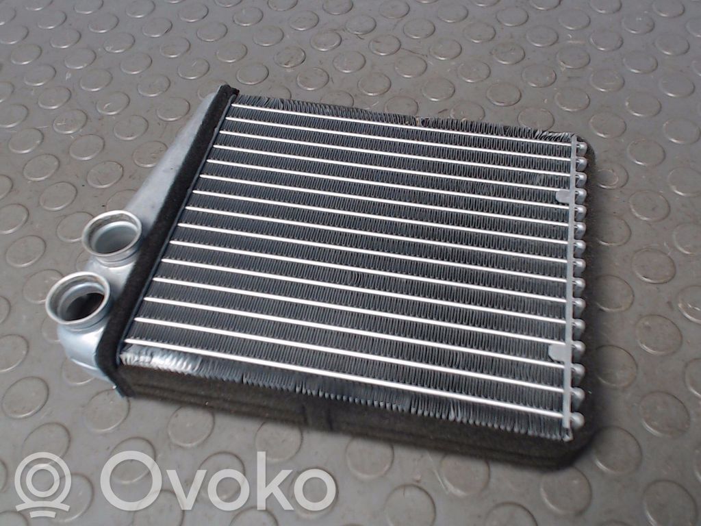 Mercedes-Benz A W169 Radiator aerotermă 