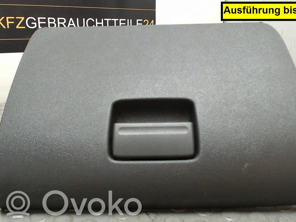 Ford Focus Daiktadėžės (bordačioko) komplektas 