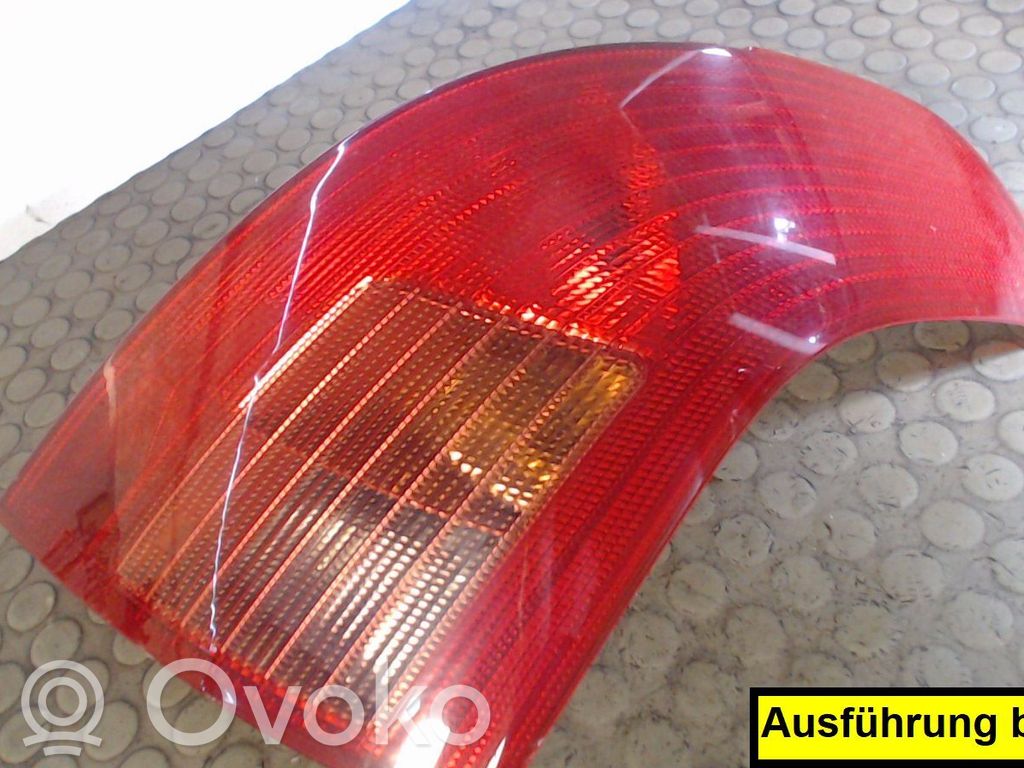 Suzuki Swift I Luci posteriori 