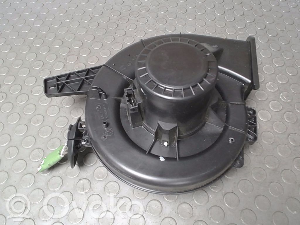 Volkswagen Polo IV 9N3 Ventilator electric răcire radiator