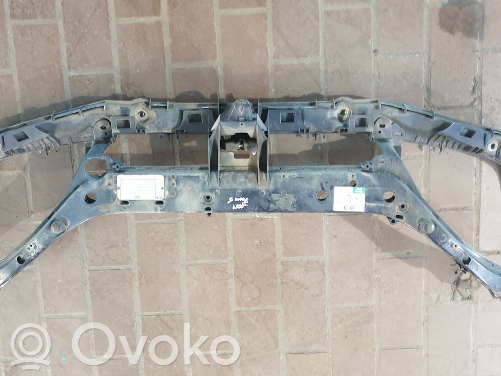 Ford Focus Suport superior panou fixare radiatoare 