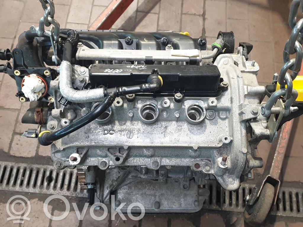 Engine   110416878R
